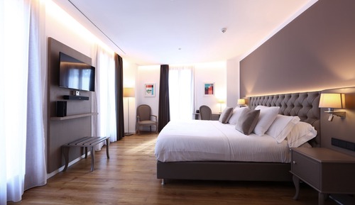 Suite junior, balcón (Corner, 2 people)