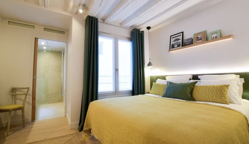 Habitación clásica con 2 camas individuales