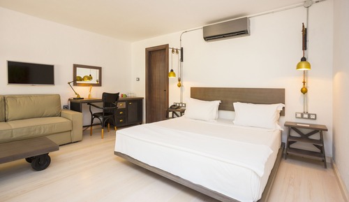 Terrace Suite
