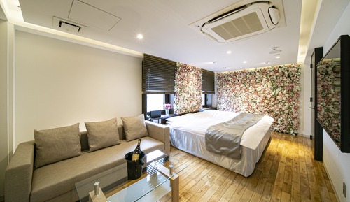 Habitación (Forest 711)