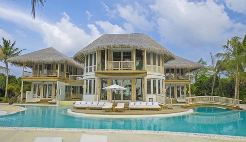 4 Bedroom Island Reserve with Slide