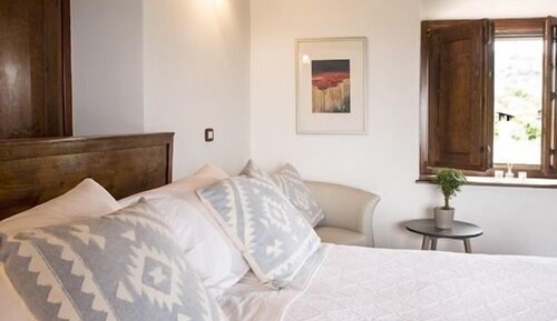 Double Room Ensuite with Shower (Bella Vista)