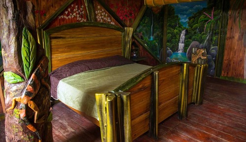 Habitación romántica, balcón, vistas a la montaña