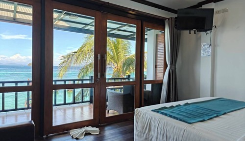Deluxe Ocean Facing