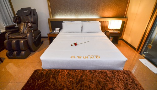 VVIP Room