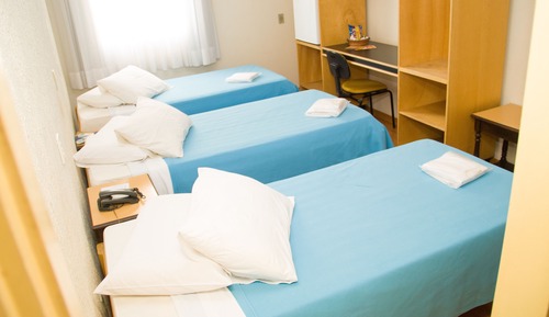 Habitación triple estándar (Twin Bed)