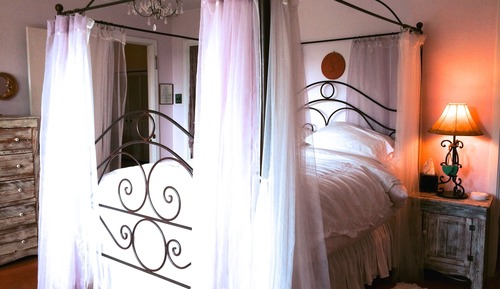 Suite (Lavender)
