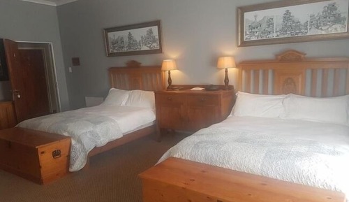 Habitación clásica con 2 camas individuales