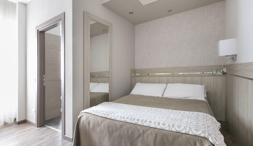 Habitación con 1 cama doble o 2 individuales