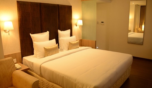 Habitación ejecutiva con 1 cama doble o 2 individuales, 1 cama de matrimonio grande