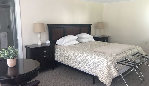 Habitación, 1 cama de matrimonio grande, no fumadores, frigorífico y microondas