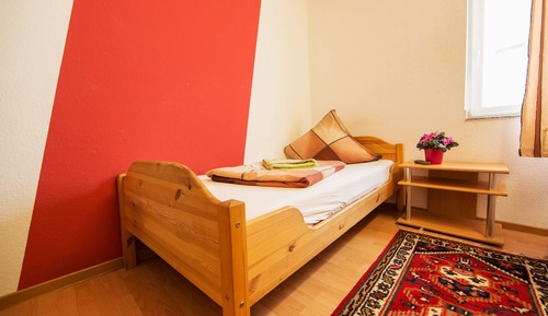 Habitación individual económica, baño compartido
