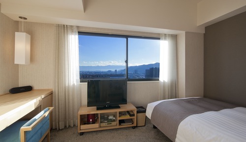 Habitación Confort doble, no fumadores, vistas a la ciudad (Corner Room)