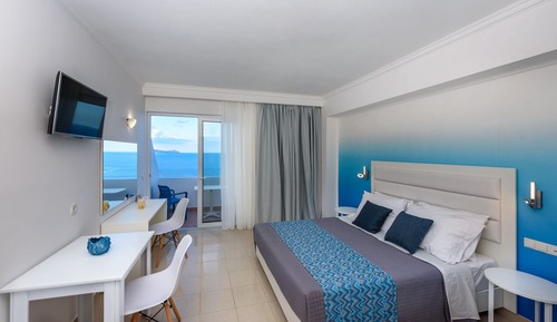 Estudio estándar, balcón, vistas al mar