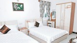 Deluxe Quadruple Room, 1 Bedroom, Non Smoking, Pool View
