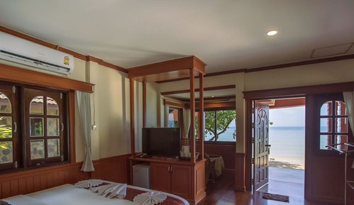 Honeymoon Villa