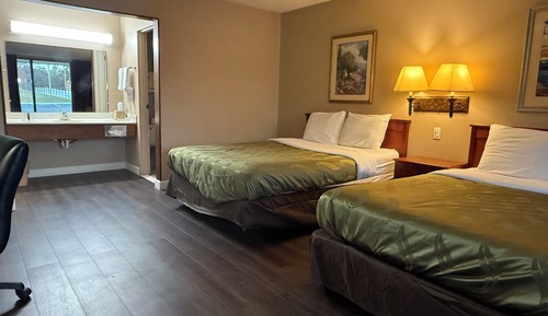 Habitación estándar doble, 2 camas de matrimonio, no fumadores