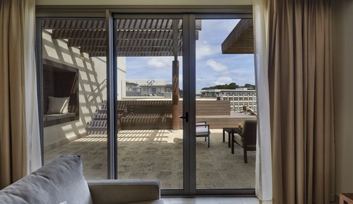 Luxury Penthouse One bedroom suite Ocean view terrace jacuzi Diamond Club