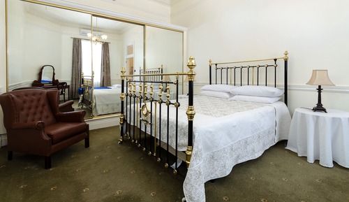 Apartamento, baño privado