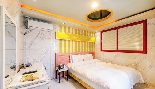 Habitación Deluxe (Netflix available)