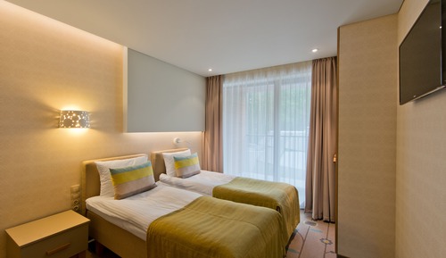 Suite familiar (with Spa Access)