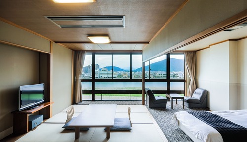 Habitación tradicional, vistas al río