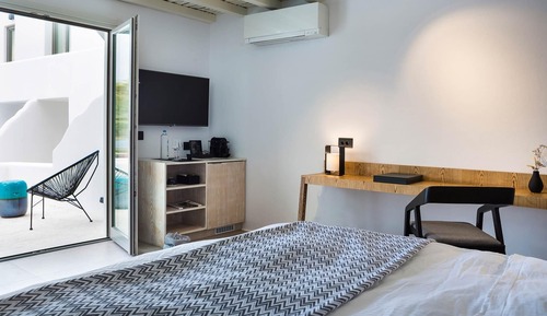 Courtyard Room with Terrace