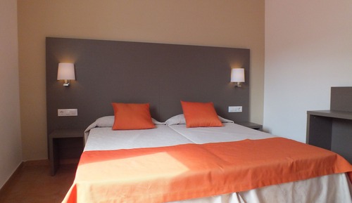 Habitación económica con 1 cama doble o 2 individuales