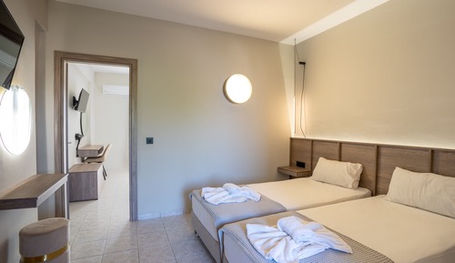 Apartamento, 2 habitaciones, vistas a la piscina