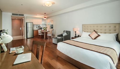 Estudio, 1 cama de matrimonio grande