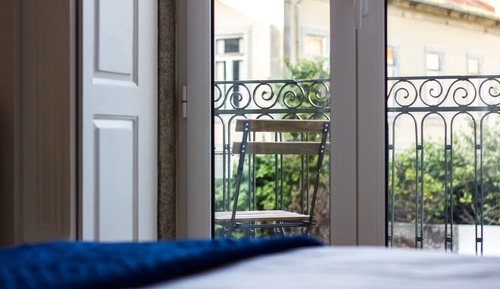 Studio Apartment With Balcony & Garden View
