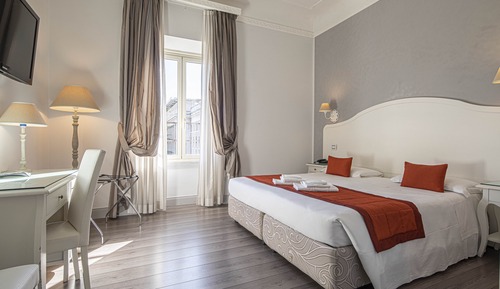 Habitación estándar con 1 cama doble o 2 individuales