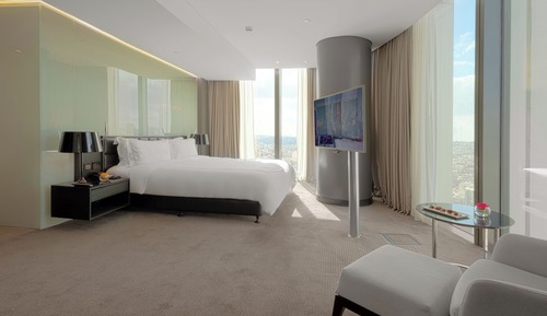 Habitación, 1 cama de matrimonio grande, vistas a la ciudad, en esquina