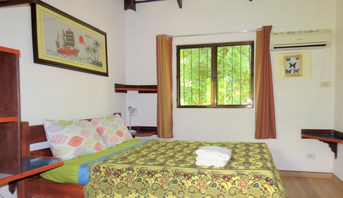 Casa Confort, 2 habitaciones, cocina básica, vistas a la piscina