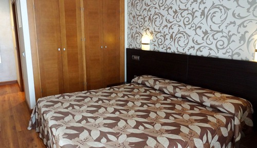 Habitación con 1 cama doble o 2 individuales