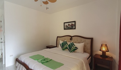 Habitación doble superior, balcón, junto a la piscina