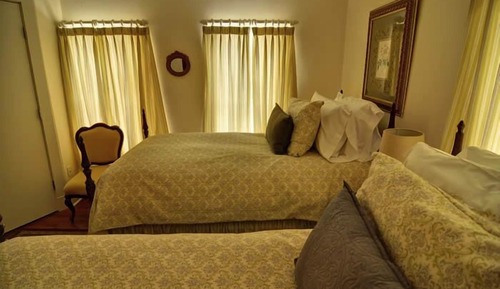 Habitación Confort con 1 cama doble o 2 individuales, 2 camas individuales, vistas a la montaña