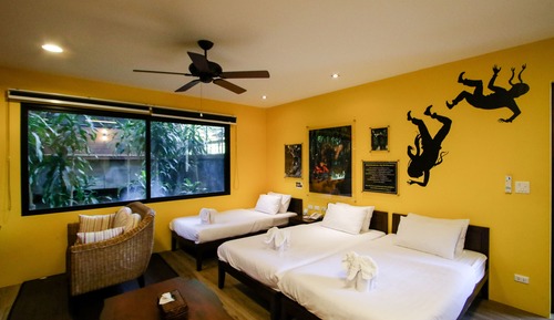Family Suite Triple Bed