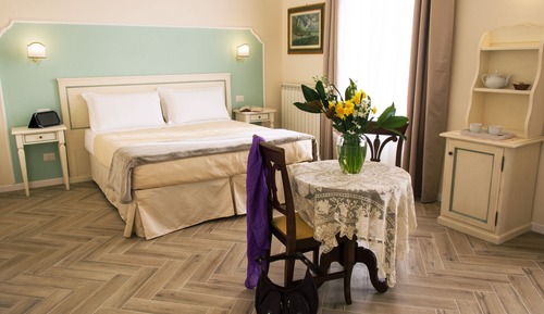 Suite junior, balcón