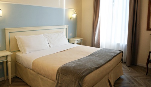 Suite, balcón