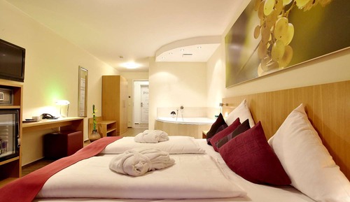 Habitación Deluxe doble, bañera de hidromasaje (Balcony)