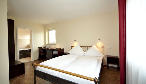 Habitación doble, bañera de hidromasaje (Standard Plus)