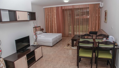 Estudio, balcón (Kitchenette )