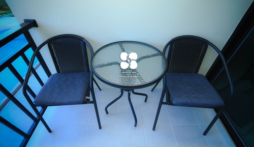 Habitación Deluxe, acceso a la piscina