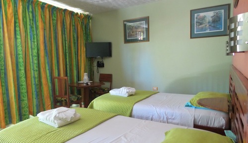 Habitación superior, en la zona del jardín