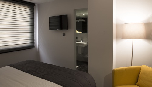 Habitación estándar con 1 cama doble o 2 individuales