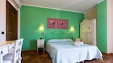 Double Room (Beta)