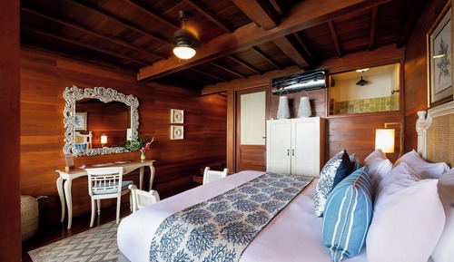 Premium Oceanview with A/C
