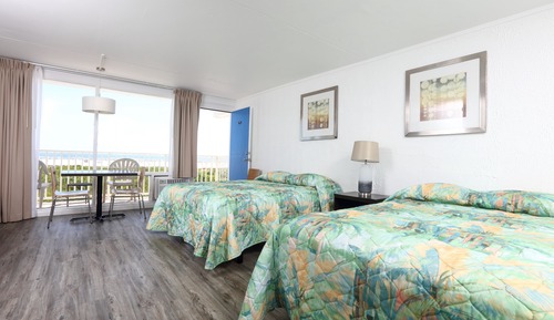 Habitación Deluxe, 2 camas de matrimonio, vistas al mar, frente al mar