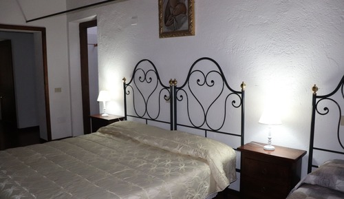 Apartamento económico, 3 habitaciones, chimenea, vistas al valle